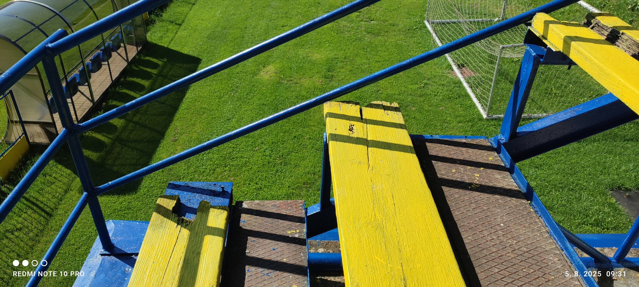 Oprava a obnova náterov futbalového ihriska - foto 5