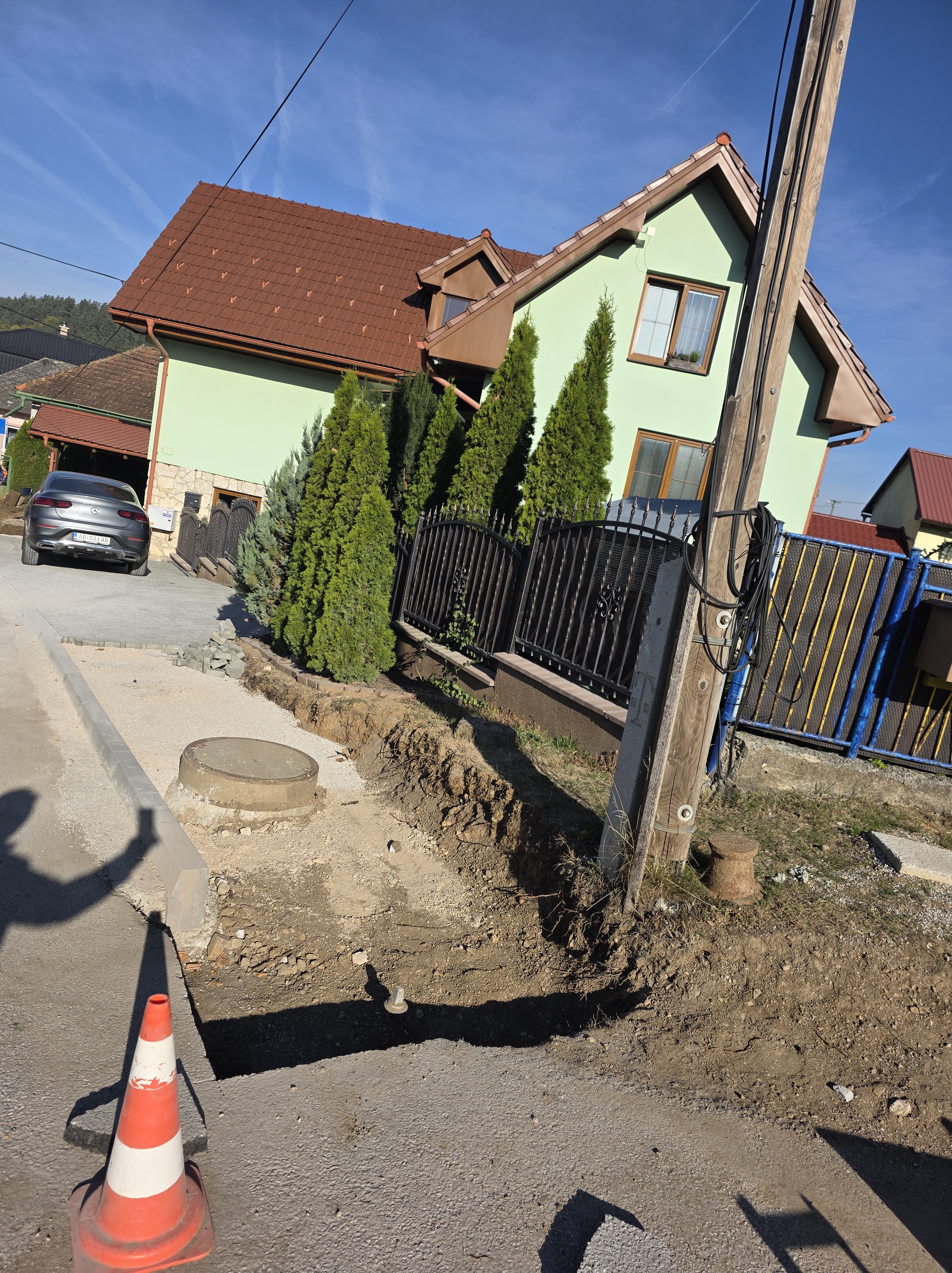 Výstavba chodníka - foto 1