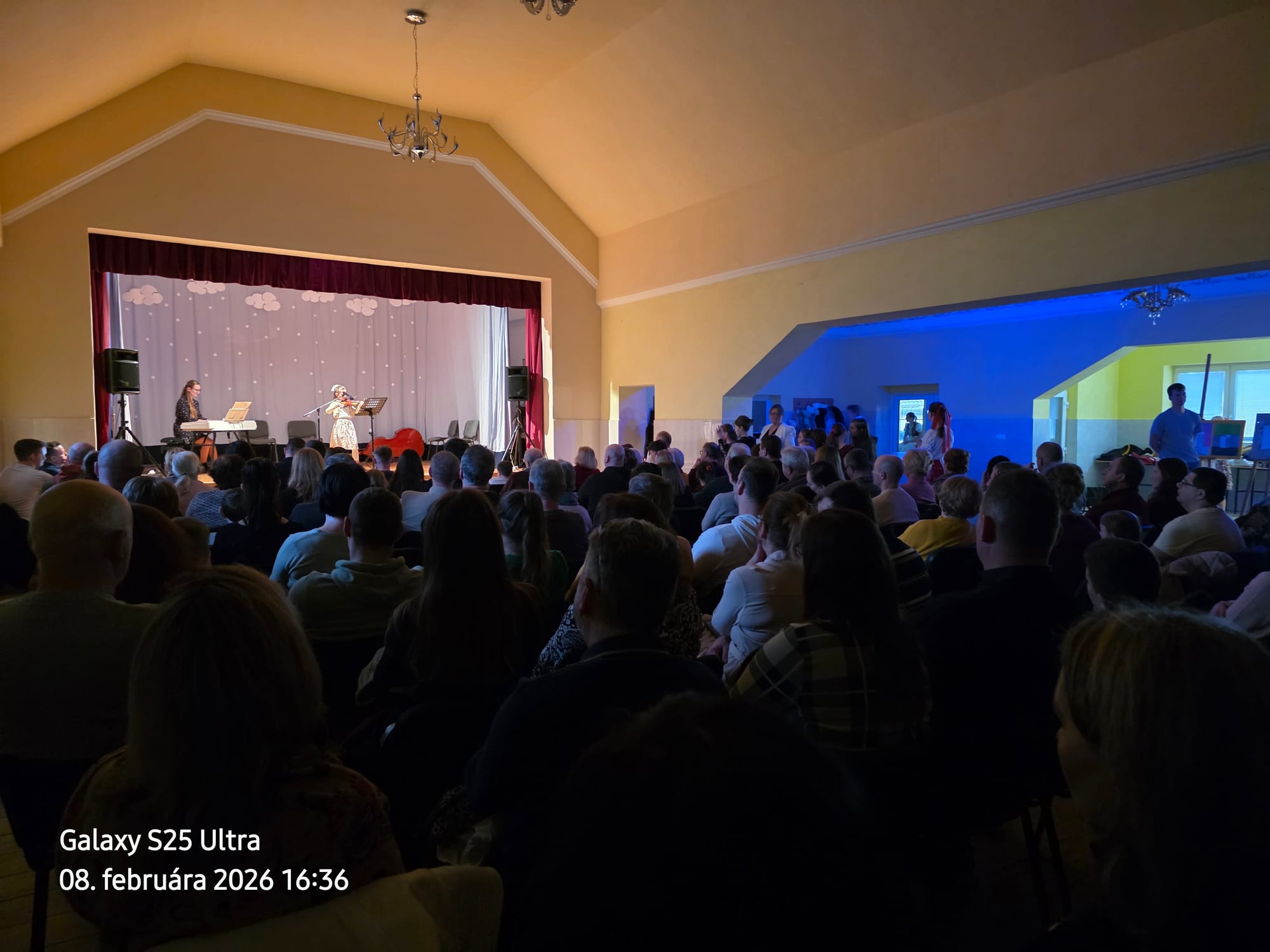 Vystúpenie ZUŠ sv. Jana Krstiteľa Sp. Vlachy - foto 8